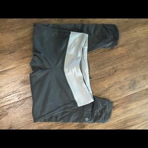 Lululemon Capri size 6